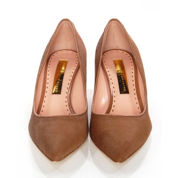 Stunning Rupert Sanderson Italian Camel Pierre Mid-Heel Pumps